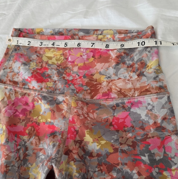 Lululemon Align High-Rise Leggings 25” Inflorescence Multi Floral Size 4 - Picture 2 of 12